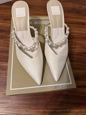 Dolce Vita Kanika Pearl Heels Vanilla Silk - Bridal Heel